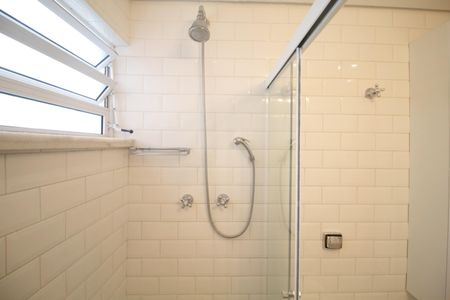 Apartamento à venda com 112m², 3 quartos e 1 vaga Apartamento à venda com 112m², 3 quartos e 1 vagaBanheiro Suíte