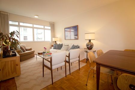 Apartamento à venda com 112m², 3 quartos e 1 vaga Apartamento à venda com 112m², 3 quartos e 1 vagaSala