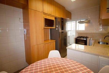 Apartamento à venda com 112m², 3 quartos e 1 vaga Apartamento à venda com 112m², 3 quartos e 1 vagaCopa
