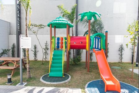 Apartamento para alugar com 36m², 2 quartos e sem vagaÁrea comum - Playground