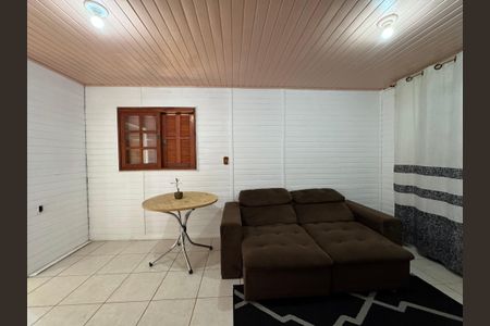 Casa à venda com 140m², 3 quartos e 2 vagasSala