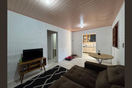 Casa à venda com 140m², 3 quartos e 2 vagasSala