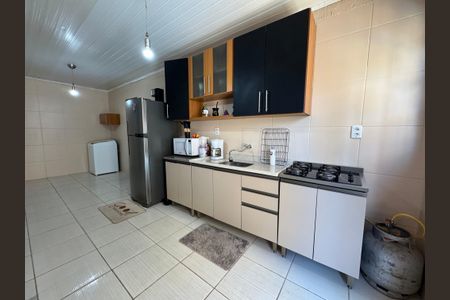 Casa à venda com 140m², 3 quartos e 2 vagasCozinha