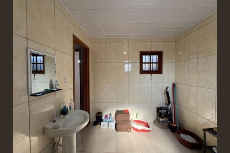 Casa à venda com 140m², 3 quartos e 2 vagasBanheiro