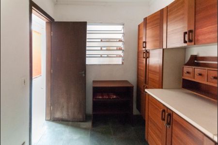 Casa à venda com 200m², 3 quartos e 4 vagas