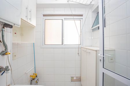 Apartamento à venda com 69m², 3 quartos e 1 vagaÁrea de Serviço