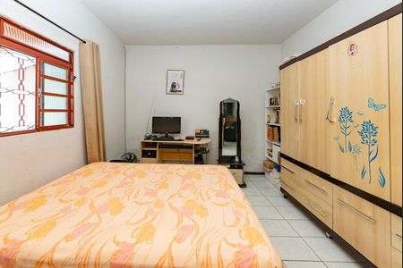 Casa à venda com 366m², 3 quartos e 1 vaga Casa à venda com 366m², 3 quartos e 1 vagaQuarto 1