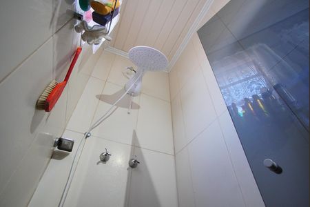 Casa à venda com 250m², 3 quartos e 2 vagasBanheiro Corredor