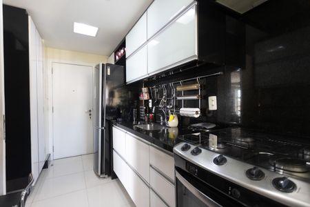 Apartamento à venda com 230m², 3 quartos e 2 vagasCozinha