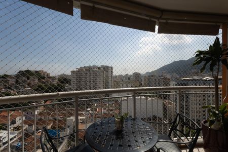 Apartamento à venda com 230m², 3 quartos e 2 vagasSala Varanda