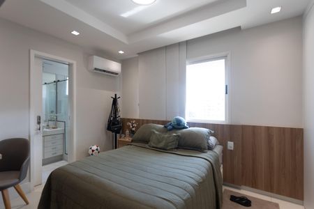 Apartamento à venda com 230m², 3 quartos e 2 vagasQuarto Suite