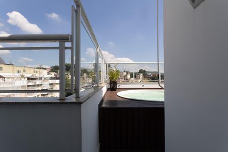 Apartamento à venda com 230m², 3 quartos e 2 vagasQuarto Cobertura Vista