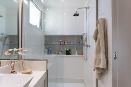 Apartamento à venda com 230m², 3 quartos e 2 vagasBanheiro Suite
