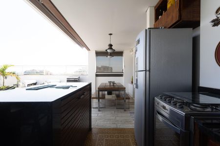 Apartamento à venda com 230m², 3 quartos e 2 vagasChurrasqueira Cobertura