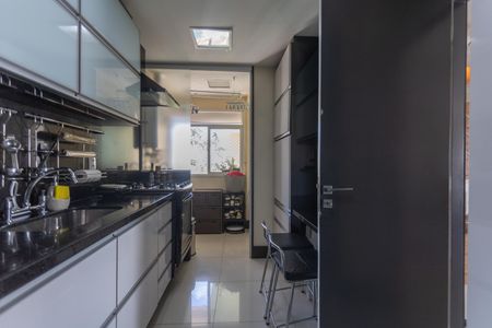 Apartamento à venda com 230m², 3 quartos e 2 vagasCozinha