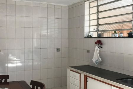 Casa à venda com 129m², 3 quartos e 2 vagas