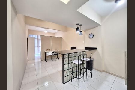 Apartamento à venda com 30m², 1 quarto e sem vaga Apartamento à venda com 30m², 1 quarto e sem vagaSala