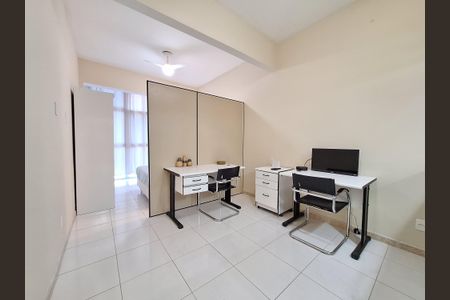 Apartamento à venda com 30m², 1 quarto e sem vaga Apartamento à venda com 30m², 1 quarto e sem vagaSala