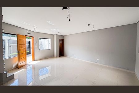 Casa à venda com 126m², 3 quartos e 3 vagasSala 