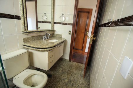 Apartamento à venda com 126m², 3 quartos e 2 vagasBanheiro