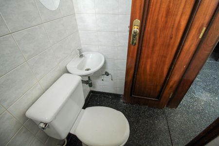 Apartamento à venda com 126m², 3 quartos e 2 vagasBanheiro de Serviço