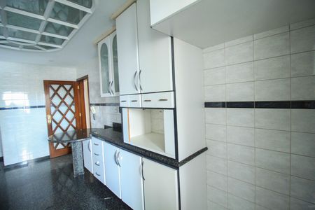 Apartamento à venda com 126m², 3 quartos e 2 vagasCozinha