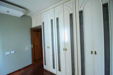 Apartamento à venda com 126m², 3 quartos e 2 vagasQuarto 3