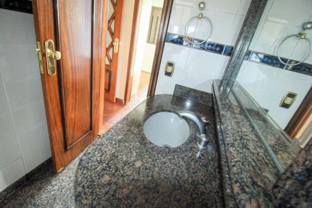 Apartamento à venda com 126m², 3 quartos e 2 vagasBanheiro