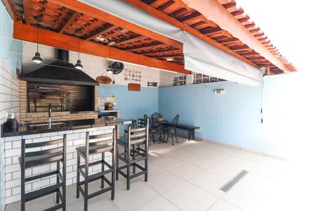 Casa à venda com 326m², 4 quartos e 8 vagasQuintal