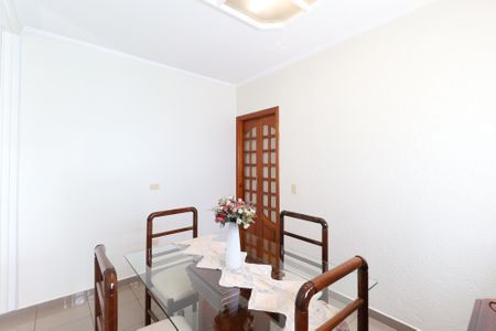 Casa à venda com 326m², 4 quartos e 8 vagasSala de jantar