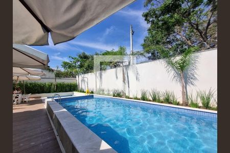 Apartamento para alugar com 35m², 1 quarto e sem vagaÁrea comum - Piscina