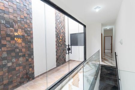 Casa à venda com 133m², 3 quartos e 2 vagas Casa à venda com 133m², 3 quartos e 2 vagasCorredor