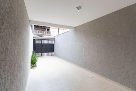 Casa à venda com 133m², 3 quartos e 2 vagas Casa à venda com 133m², 3 quartos e 2 vagasGaragem