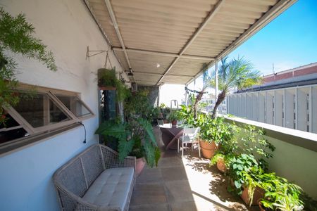 Apartamento à venda com 200m², 3 quartos e sem vaga Apartamento à venda com 200m², 3 quartos e sem vagaVaranda da Sala 1 e 2