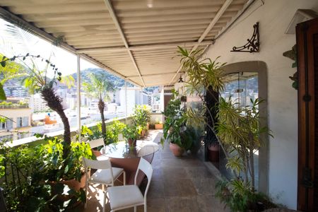 Apartamento à venda com 200m², 3 quartos e sem vaga Apartamento à venda com 200m², 3 quartos e sem vagaVaranda da Sala 1 e 2