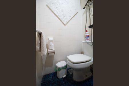 Apartamento à venda com 200m², 3 quartos e sem vaga Apartamento à venda com 200m², 3 quartos e sem vagaBanheiro da Suíte