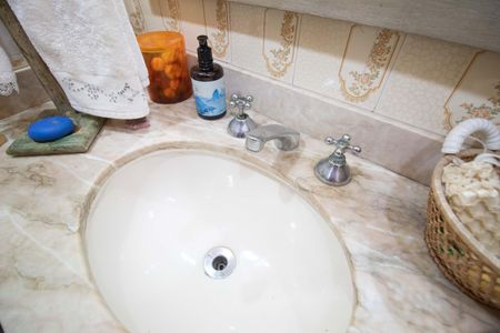 Apartamento à venda com 200m², 3 quartos e sem vaga Apartamento à venda com 200m², 3 quartos e sem vagaLavabo