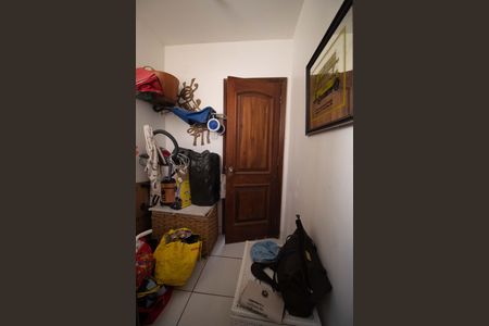 Apartamento à venda com 200m², 3 quartos e sem vaga Apartamento à venda com 200m², 3 quartos e sem vagaÁrea de serviço - suíte