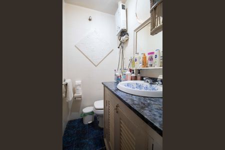 Apartamento à venda com 200m², 3 quartos e sem vaga Apartamento à venda com 200m², 3 quartos e sem vagaBanheiro da Suíte