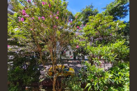 Apartamento à venda com 90m², 3 quartos e 2 vagas Apartamento à venda com 90m², 3 quartos e 2 vagasVista da Sala