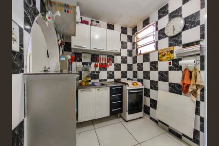 Apartamento à venda com 90m², 3 quartos e 2 vagas Apartamento à venda com 90m², 3 quartos e 2 vagasCozinha