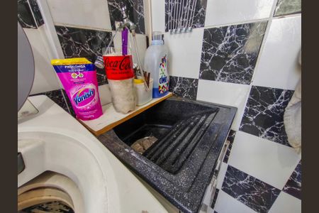 Apartamento à venda com 90m², 3 quartos e 2 vagas Apartamento à venda com 90m², 3 quartos e 2 vagasÁrea de Serviço