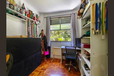 Apartamento à venda com 90m², 3 quartos e 2 vagas Apartamento à venda com 90m², 3 quartos e 2 vagasQuarto 2