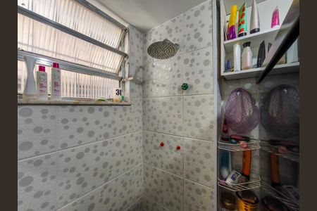 Apartamento à venda com 90m², 3 quartos e 2 vagas Apartamento à venda com 90m², 3 quartos e 2 vagasBanheiro Corredor