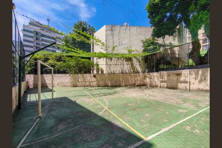Apartamento à venda com 90m², 3 quartos e 2 vagas Apartamento à venda com 90m², 3 quartos e 2 vagasQuadra Esportiva