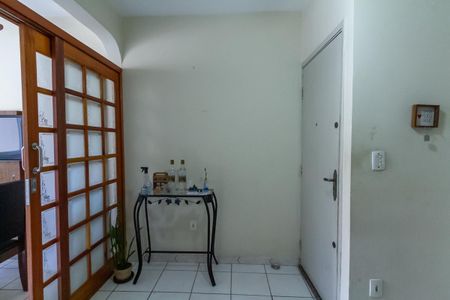 Apartamento à venda com 48m², 2 quartos e 1 vagaSala