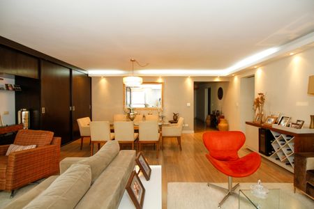 Apartamento à venda com 185m², 3 quartos e 1 vaga Apartamento à venda com 185m², 3 quartos e 1 vagaSala de Estar e Jantar
