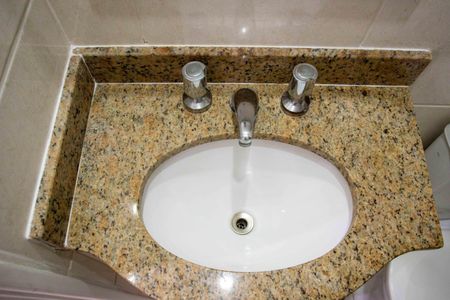 Apartamento à venda com 66m², 3 quartos e 1 vagaBanheiro Social