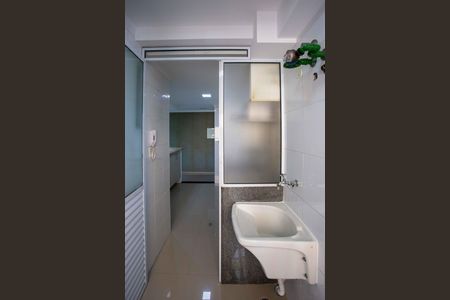 Apartamento à venda com 66m², 3 quartos e 1 vagaÁrea de Serviço