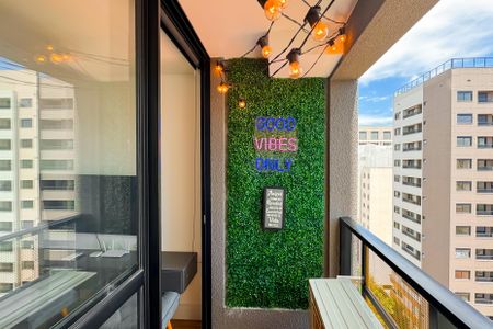 Apartamento à venda com 29m², 1 quarto e 1 vaga Apartamento à venda com 29m², 1 quarto e 1 vagaVaranda da Sala